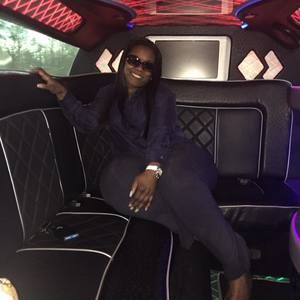 Meet your Posher, Denise